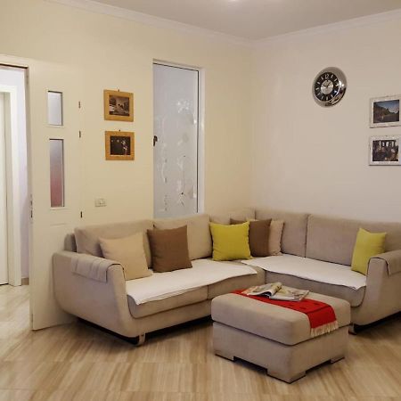 Holiday Center Apartment شكودر المظهر الخارجي الصورة