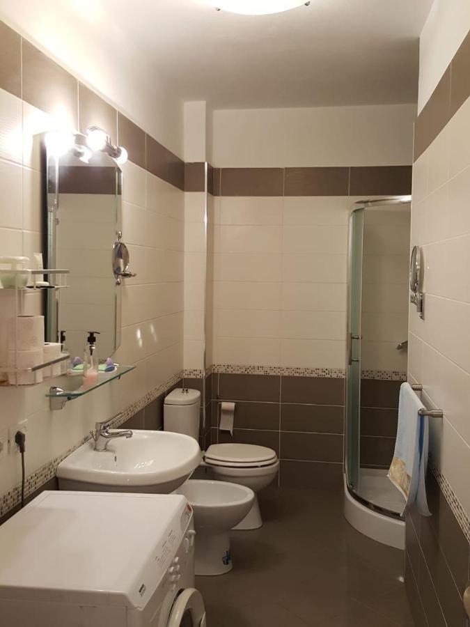 Holiday Center Apartment شكودر المظهر الخارجي الصورة