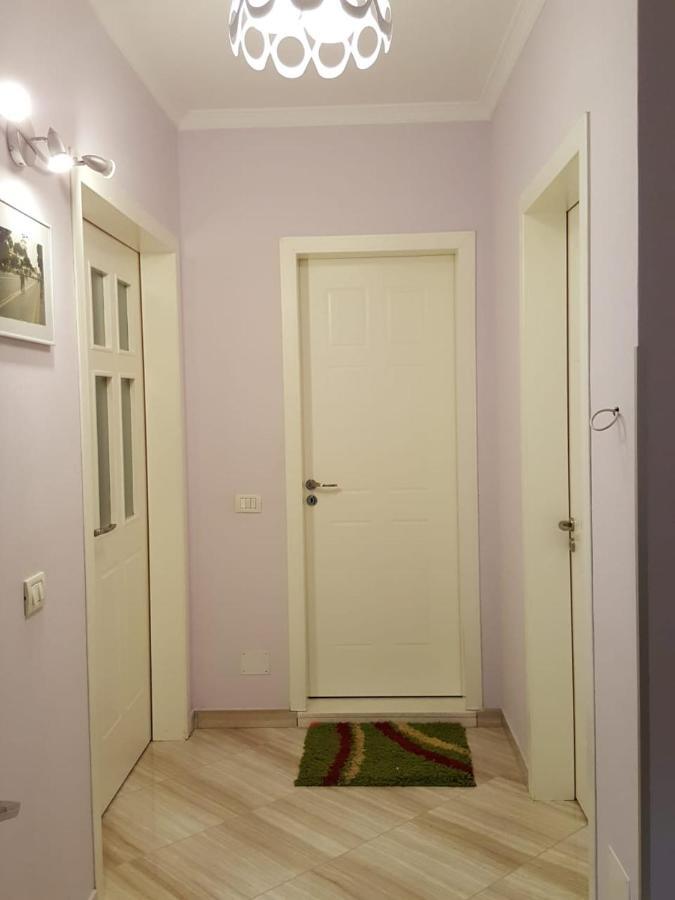 Holiday Center Apartment شكودر المظهر الخارجي الصورة