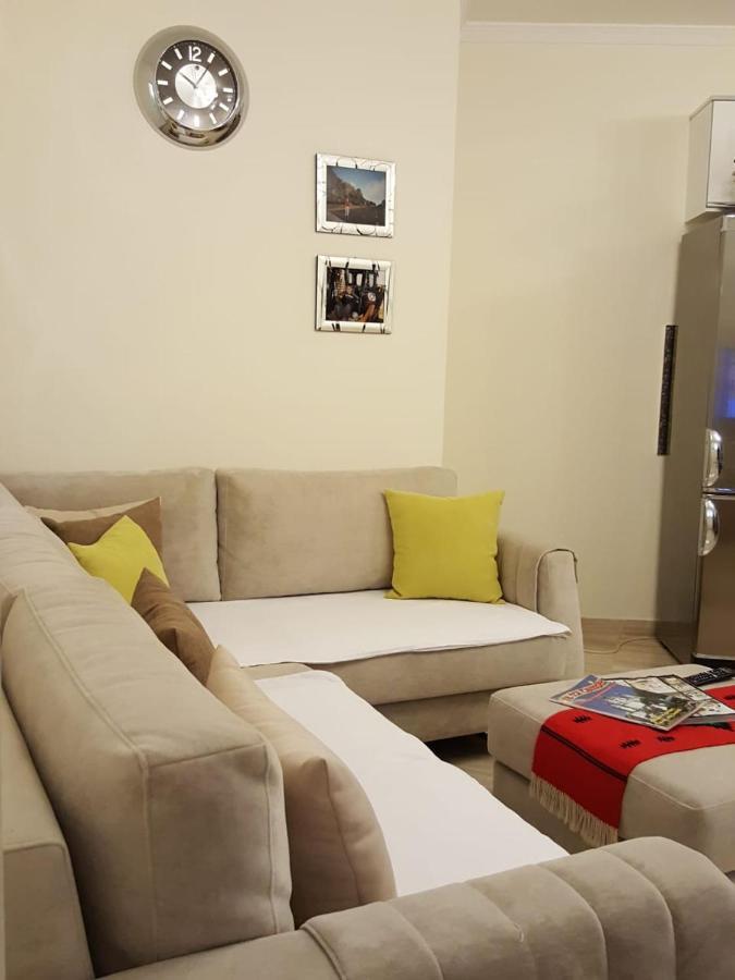 Holiday Center Apartment شكودر المظهر الخارجي الصورة